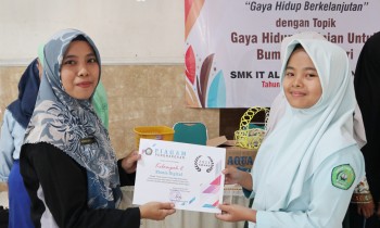 PROJEK PENGUATAN PROFIL PELAJAR PANCASILA (P5) SMKIT ALKAUTSAR SRENGAT DENGAN TEMA GAYA HIDUP BERKELANJUTAN
